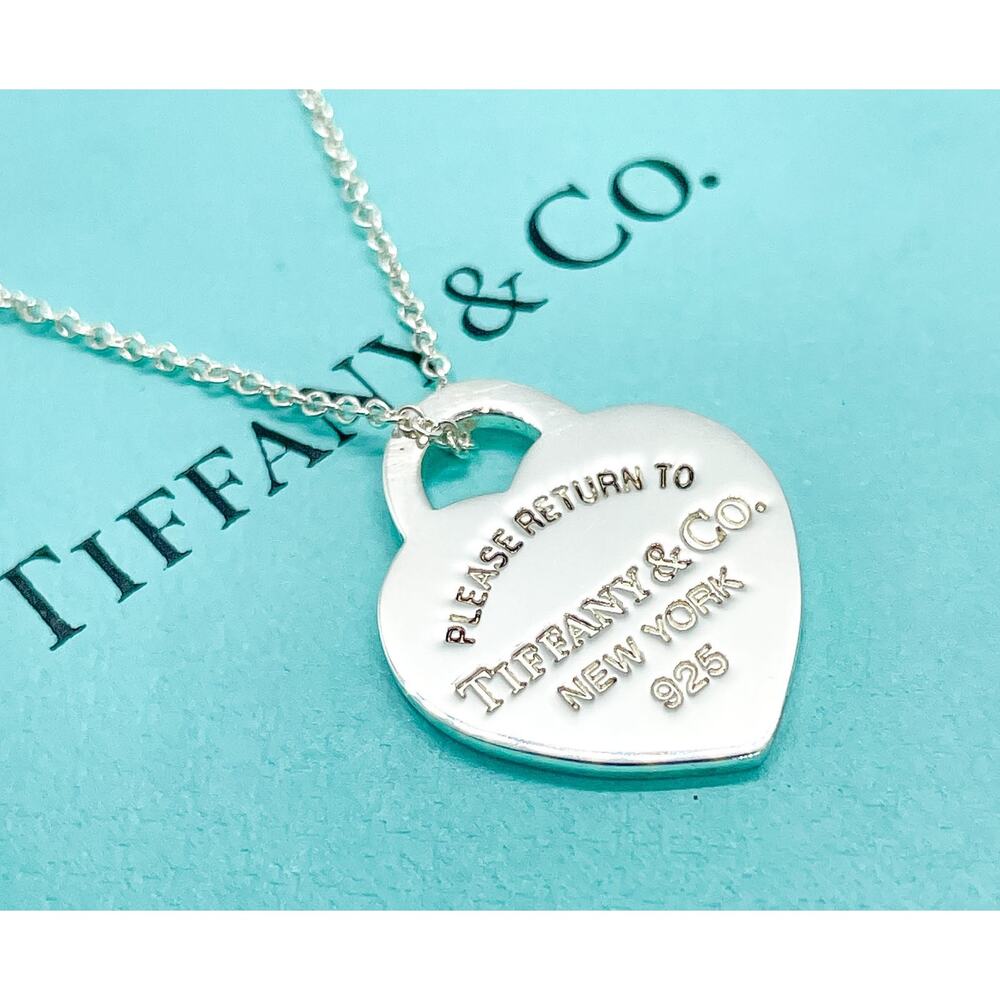 Tiffany & Co Return to Tiffany Small Heart Pendant Necklace Sterling Silver 16"